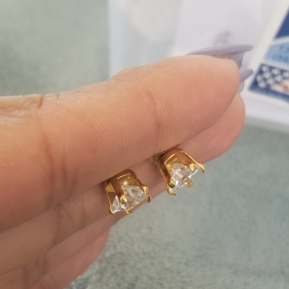 GOLD filled earrings - Picture 6 of 7
